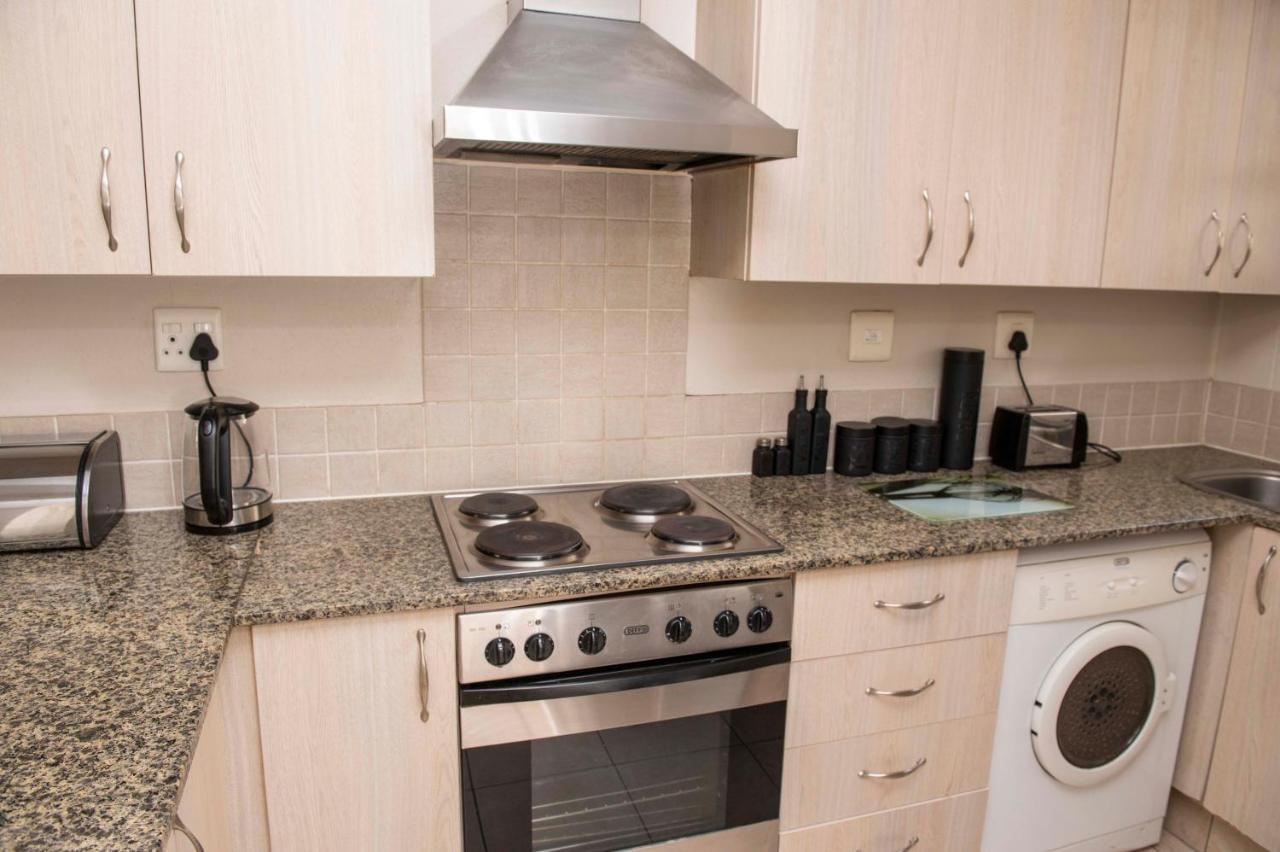 Grayston Exec Apartments Γιοχάνεσμπουργκ Εξωτερικό φωτογραφία