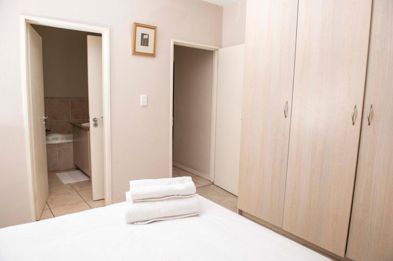 Grayston Exec Apartments Γιοχάνεσμπουργκ Εξωτερικό φωτογραφία
