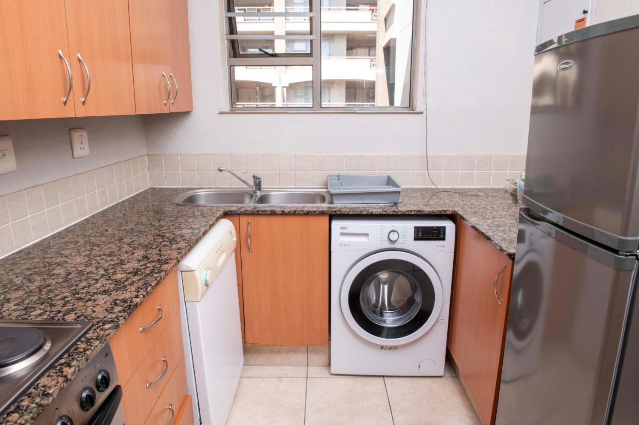 Grayston Exec Apartments Γιοχάνεσμπουργκ Εξωτερικό φωτογραφία